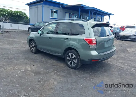 2018 Subaru Forester 2.5I Premium из США, поврежденный, VIN JF2SJADC0JH488385
